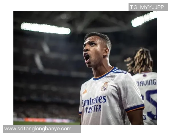 太阳引领绿茵风潮 足球球星们如何在赛场上发光发热